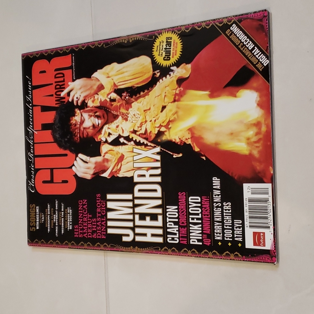 Guitar World Magazine (December 2007 / Vol.28 No.12) (Jimi Hendrix (Classic Rock